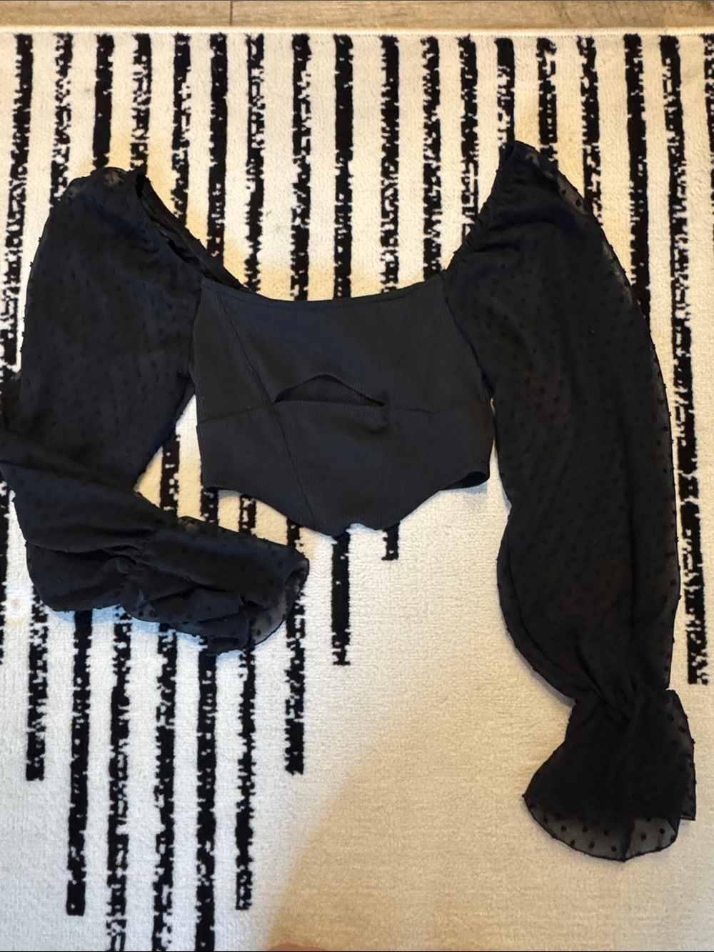 Black Puff Sleeve Crop Top